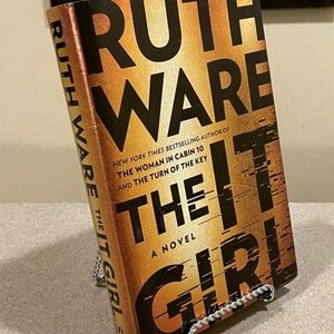 THE IT GIRL by Ruth Ware * Hardcover * NY Times Bestseller $28.99
